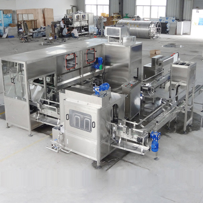 comprar Máquina de embotellado automática modificada para requisitos particulares del agua de 5 galones 300BPH online manufacture