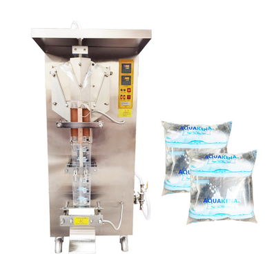 comprar Máquina de llenado de líquido fácil de obtener para el llenado y procesamiento semiautomático controlada por PLC online manufacture