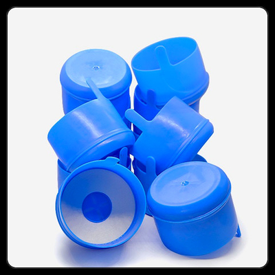 Casquillos amistosos azules de la botella de agua de 5 galones de Eco con el material de la TPE del HDPE del LDPE